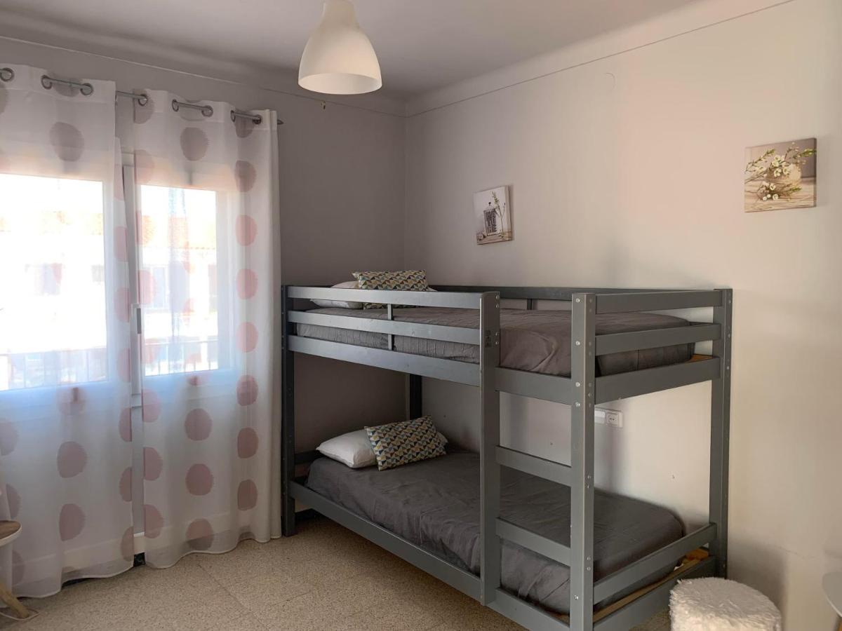 Cosy Apartment Of L'Escala Beach Buitenkant foto